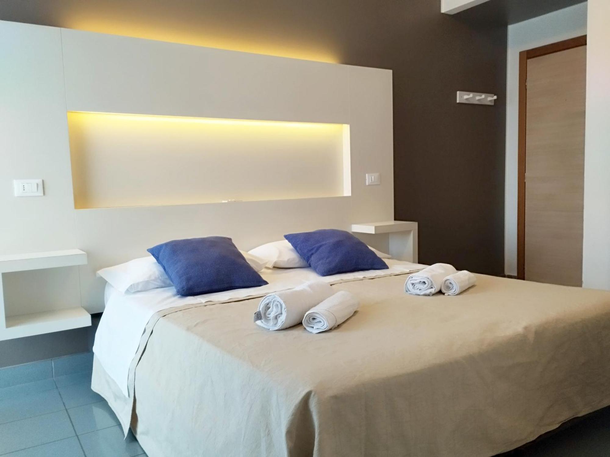 Hotel Desire' Риччоне Экстерьер фото