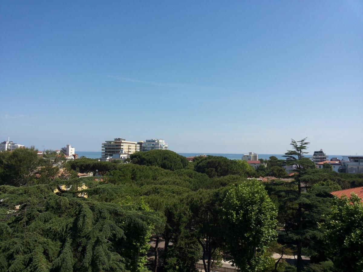 Hotel Desire' Риччоне Экстерьер фото